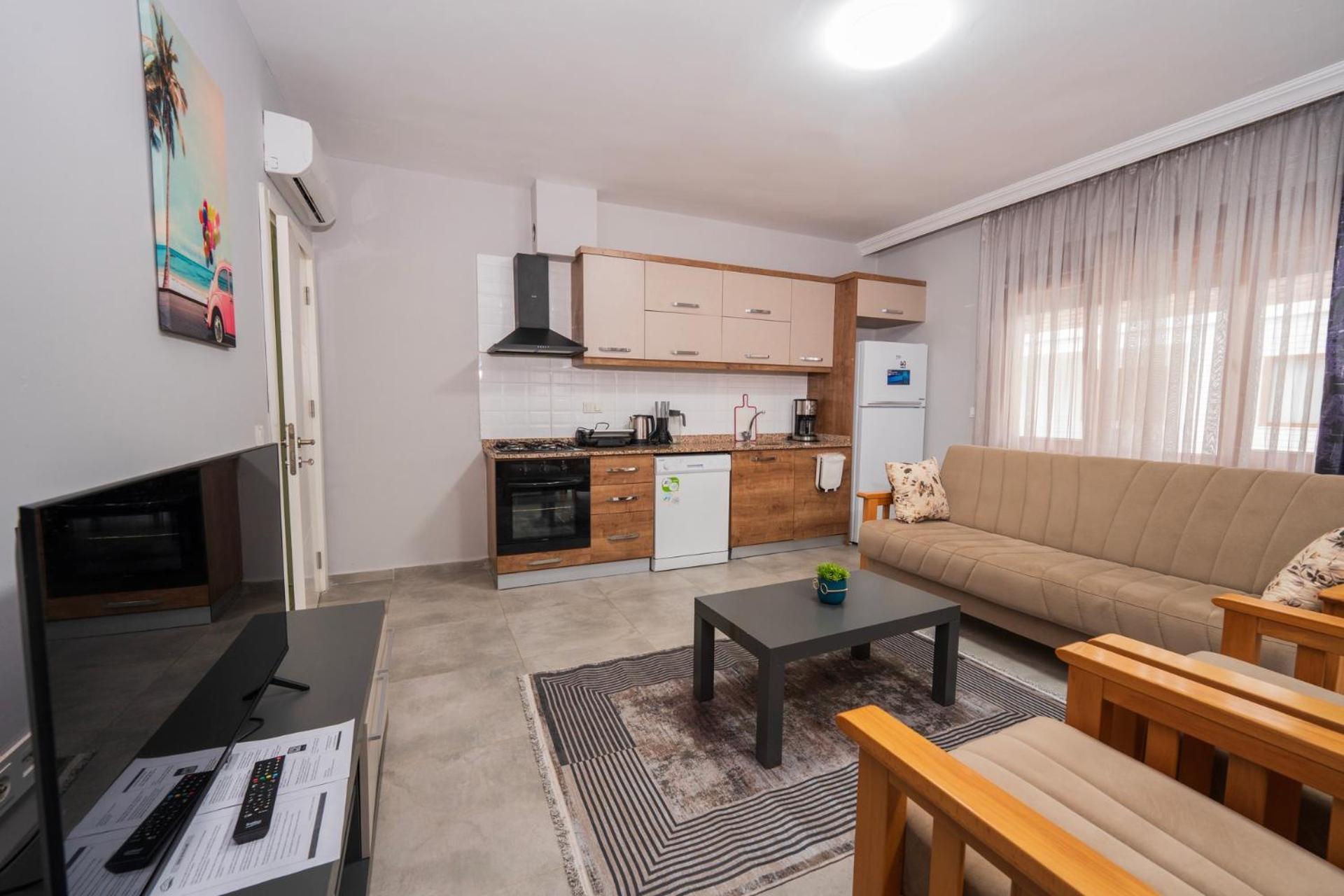 Апартаменти Lara Breeze Homes